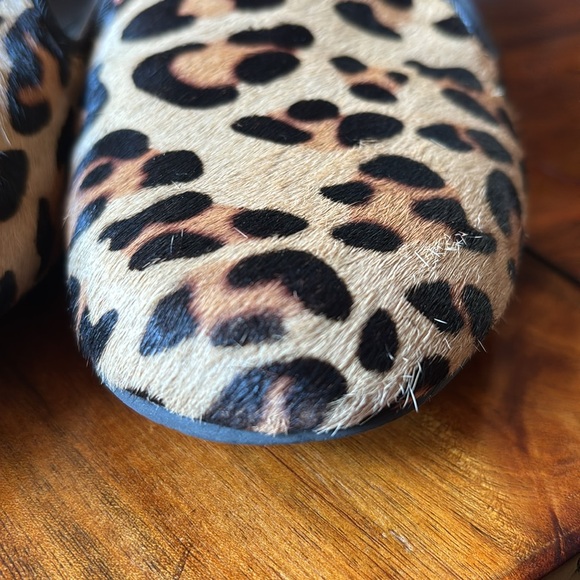 Leopard print loafers! - Picture 3 of 9